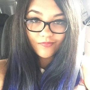 Meet your Posher, Evelyn